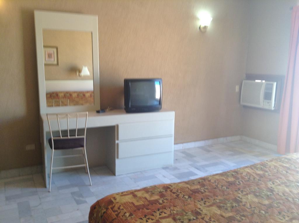 Los Jitos Hotel & Suites San Carlos Nuevo Guaymas Room photo