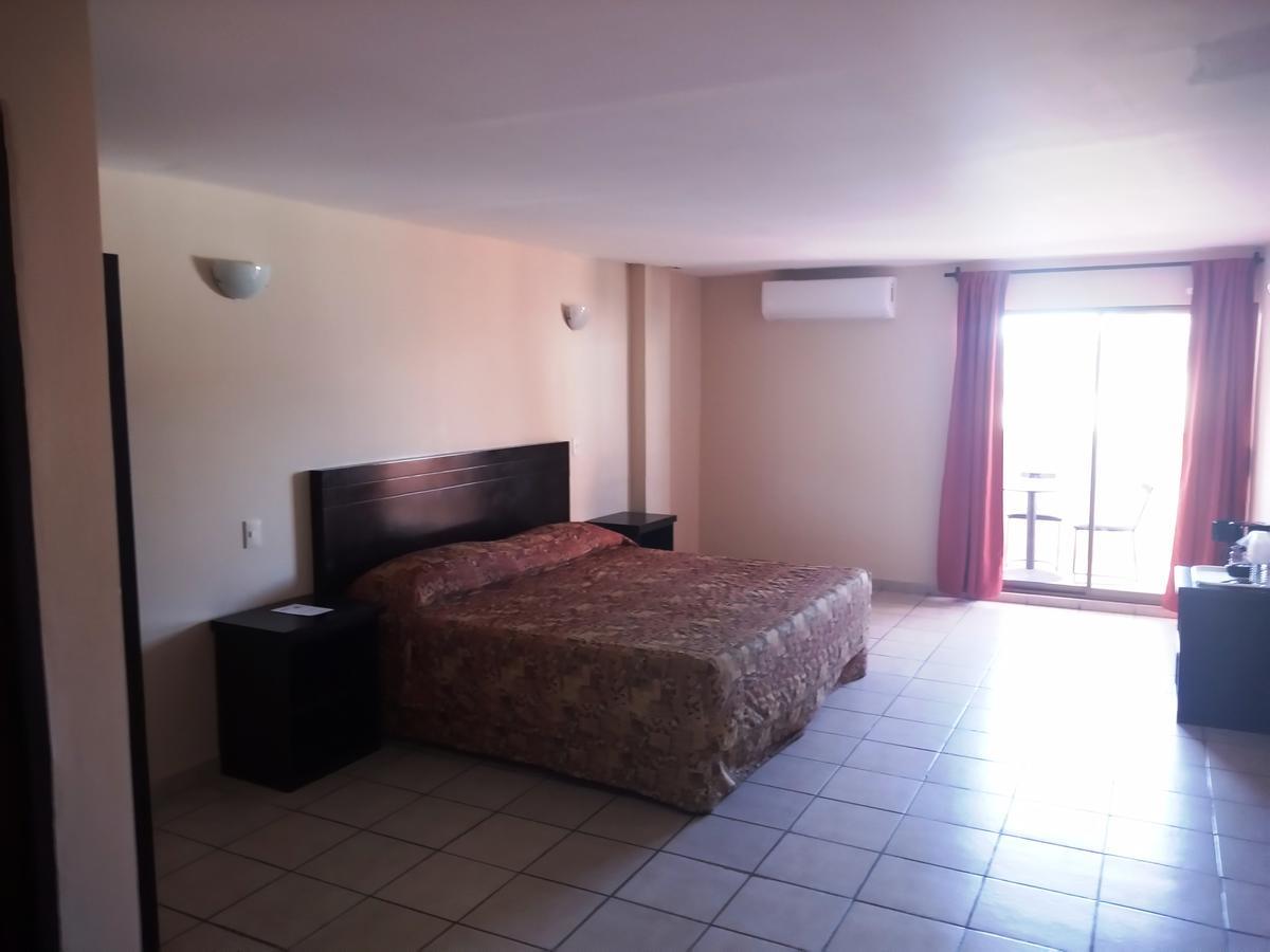 Los Jitos Hotel & Suites San Carlos Nuevo Guaymas Exterior photo